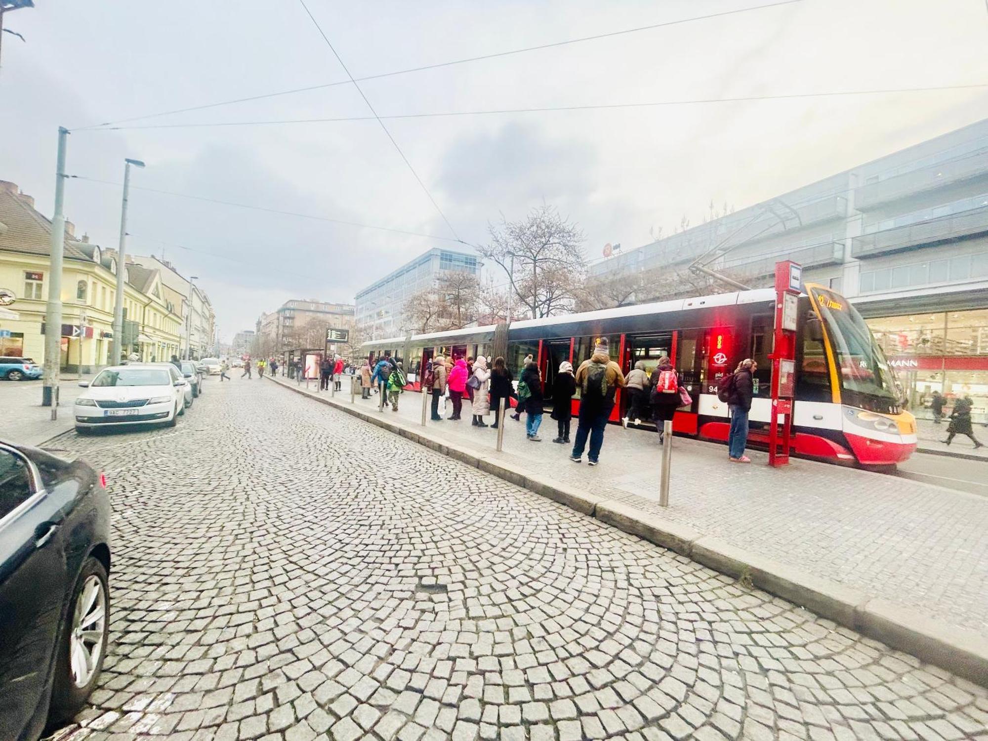 Retro Style In Centrum Andel * Prague
