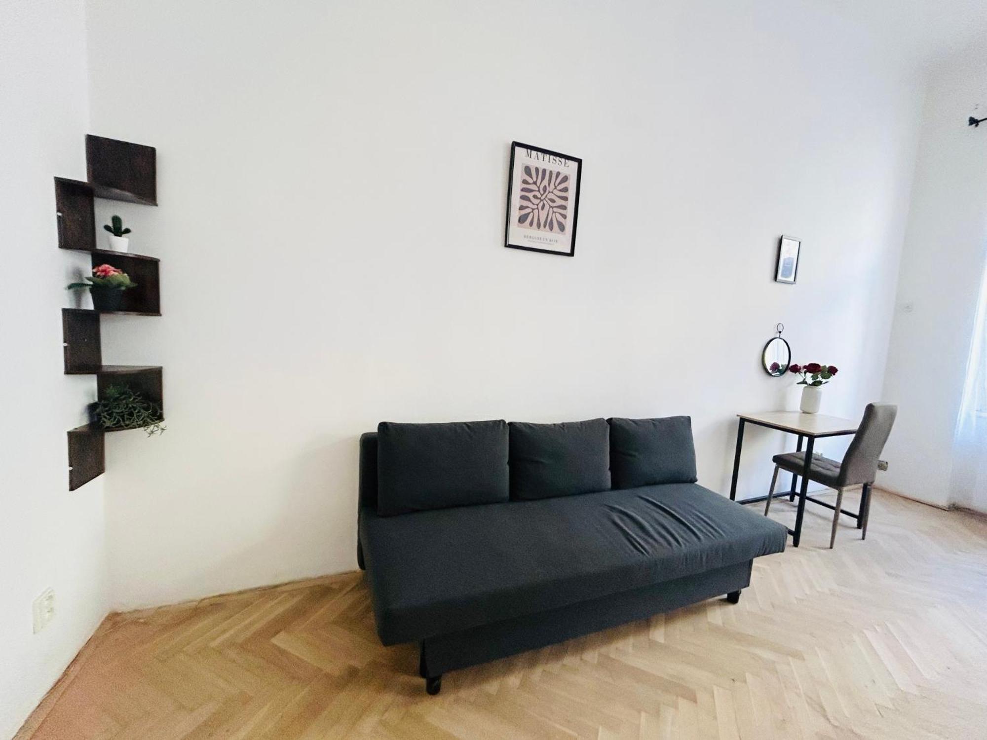Retro Style In Centrum Andel Apartment *
